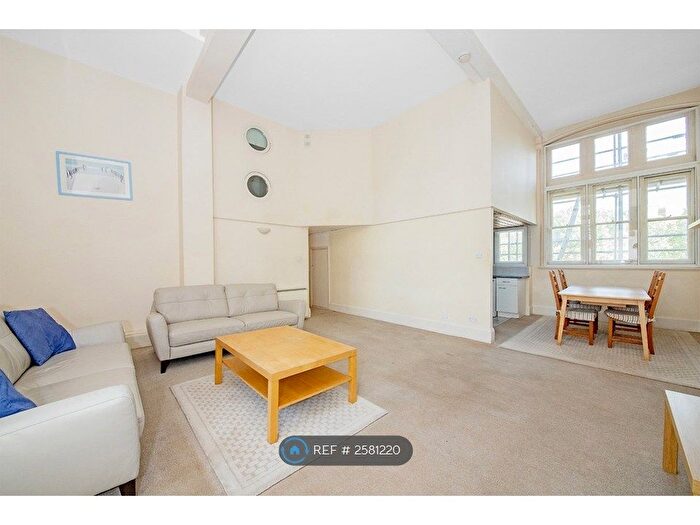 4 Bedroom Flat To Rent In Old Kent Road, London, SE1