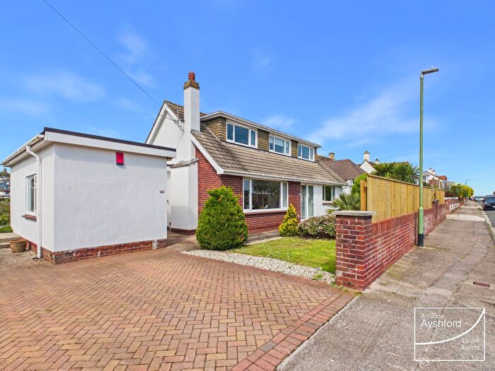 4 Bedroom Detached Bungalow For Sale In Barcombe Heights, Preston, Paignton, TQ3