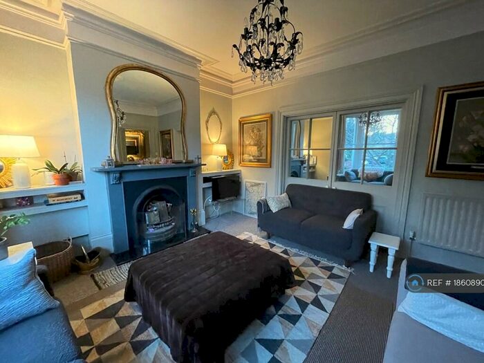 4 Bedroom Semi-Detached House To Rent In St Annes Road, Cheltenham, GL52