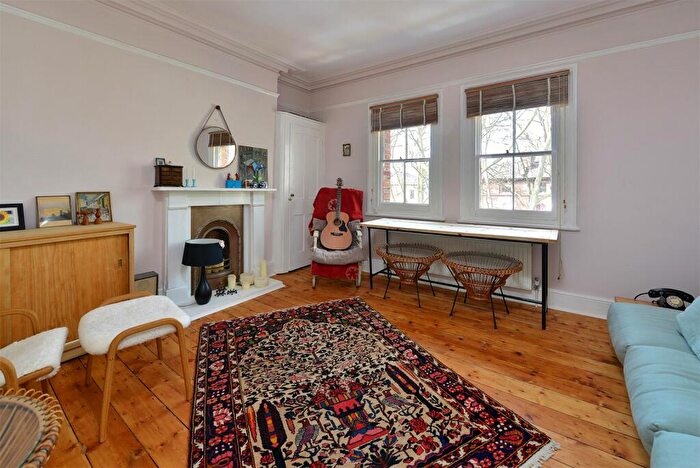 1 Bedroom Apartment To Rent In Highbury New Park, London, N5