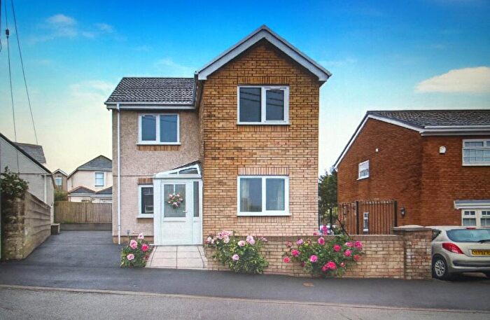 3 Bedroom Detached House For Sale In Culla Road, Trimsaran, Kidwelly, Carmarthenshire, SA17