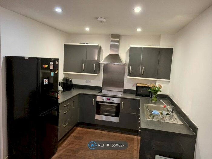 1 Bedroom Flat To Rent In Minter Road, Barking, IG11