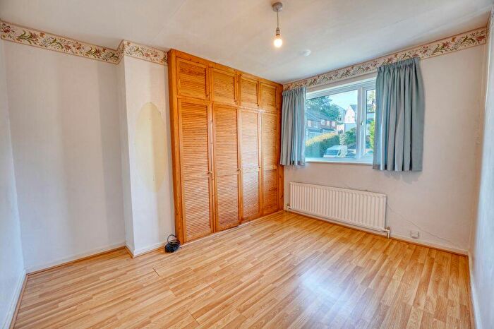 3 Bedroom Semi-Detached House For Sale In Knoll Rise, Dunston, NE11