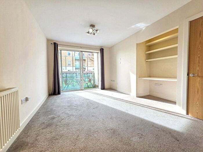 2 Bedroom Flat For Sale In Sheridan House, Highbury Drive, Leatherhead, KT22