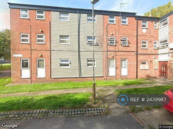 1 Bedroom Flat To Rent In Iona Close, Leicester, LE4