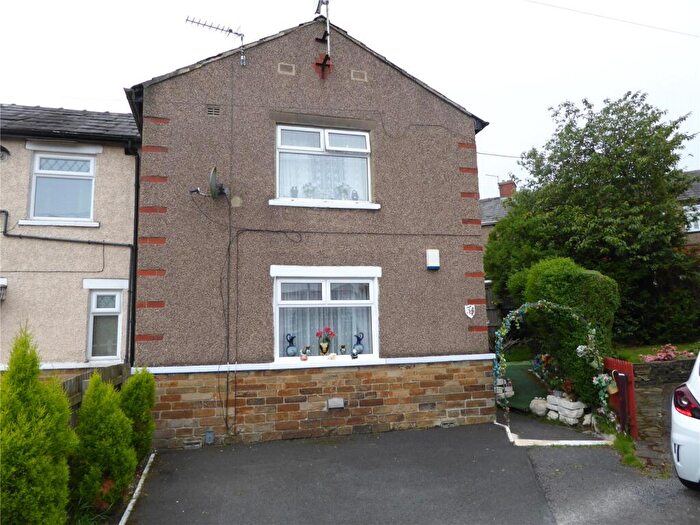 2 Bedroom End Of Terrace House To Rent In Sandhall Green, Pellon, Halifax, HX2