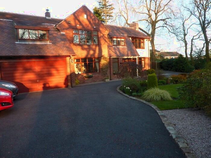 4 Bedroom Detached House To Rent In Lostock Junction Lane, Bolton, BL6