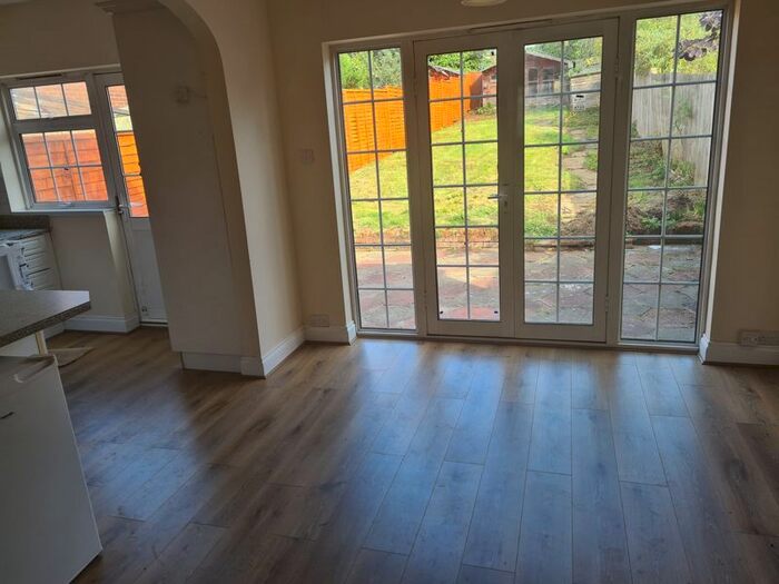 4 Bedroom Semi-Detached House To Rent In Marlborough Avenue, Edgware, Middlesex, HA8