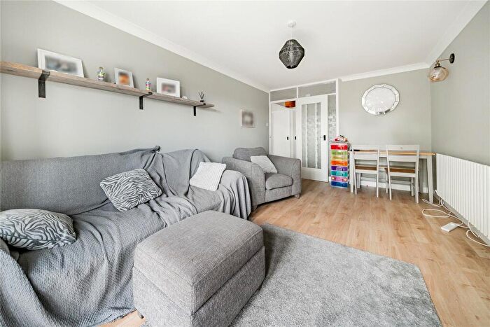 2 Bedroom Flat For Sale In Clarence House, Queens Road, Hersham, KT12