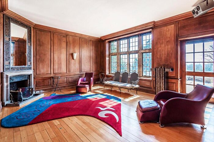 8 Bedroom Equestrian Facility For Sale In Plumtree Cross Lane, Itchingfield, Horsham, West Sussex, RH13