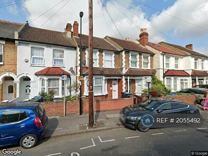 2 Bedroom Flat To Rent In Frant Road, Thornton Heath, CR7