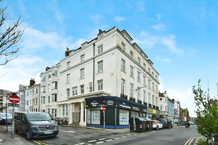 1 Bedroom Flat For Sale In Devonshire Place, Brighton, BN2