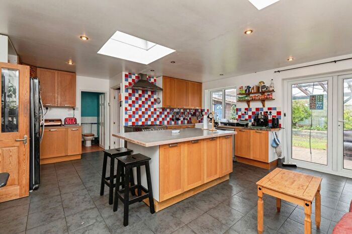 4 Bedroom Semi-detached Bungalow For Sale In Church Road, Bristol, BS13