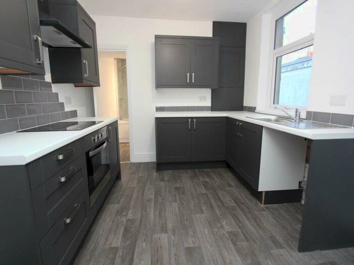 3 Bedroom House To Rent In Brook Street, Barry, Vale Of Glamorgan, CF63