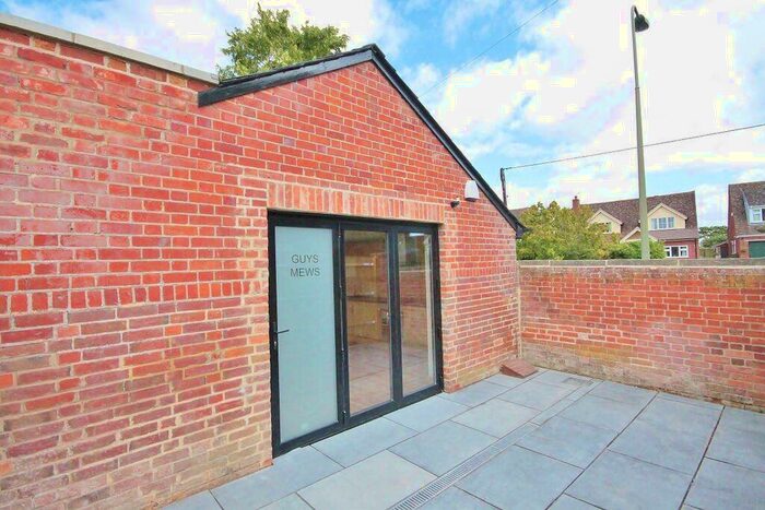 1 Bedroom Mews To Rent In The Street, Crowmarsh Gifford, OX10