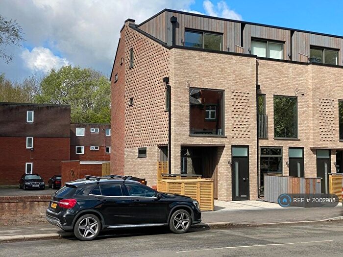 4 Bedroom Semi-Detached House To Rent In Brookburn Road, Manchester, M21