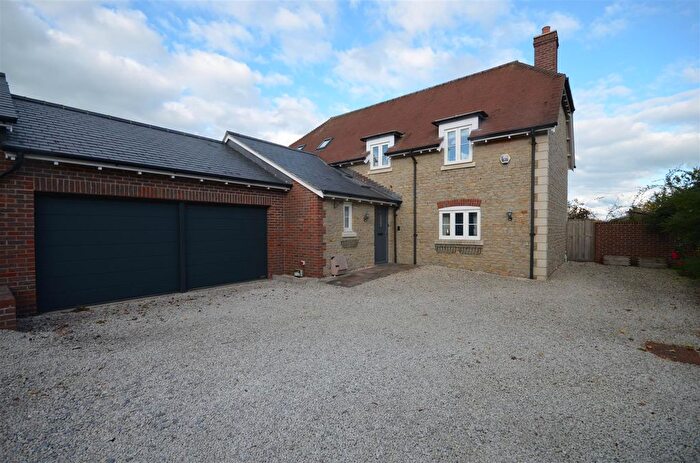 4 Bedroom Detached House For Sale In Station Road, Stalbridge, DT10
