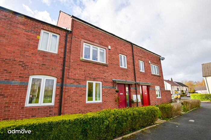 4 Bedroom Terraced House For Sale In Riverbrook Road, West Timperley, WA14