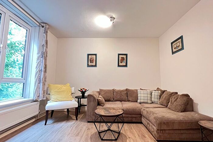 1 Bedroom Flat To Rent In Felmersham Close, Clapham, London, SW4