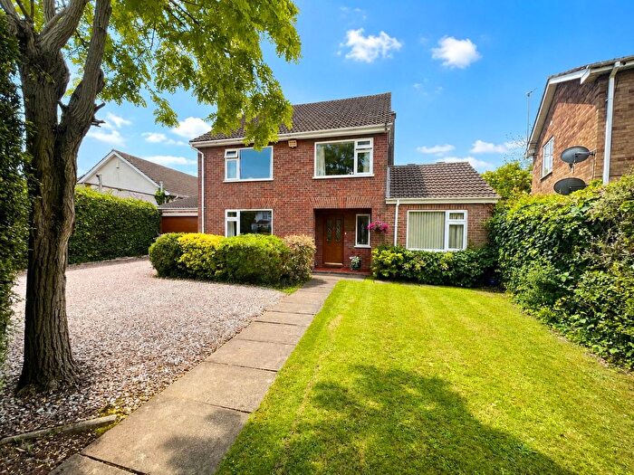 5 Bedroom Detached House For Sale In Cheltenham Road, Gloucester, GL2