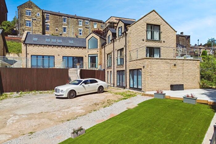6 Bedroom Detached House For Sale In Milton Brae, Milton Street, Mossley, Ashton-Under-Lyne, OL5