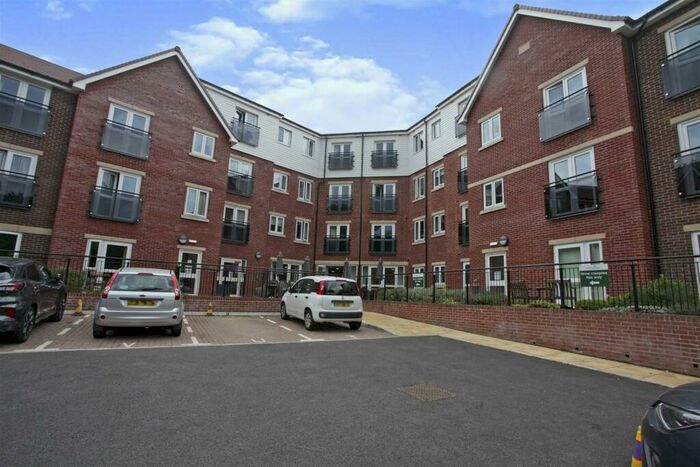 2 Bedroom Apartment For Sale In The Close, Church Street, Nuneaton., CV11