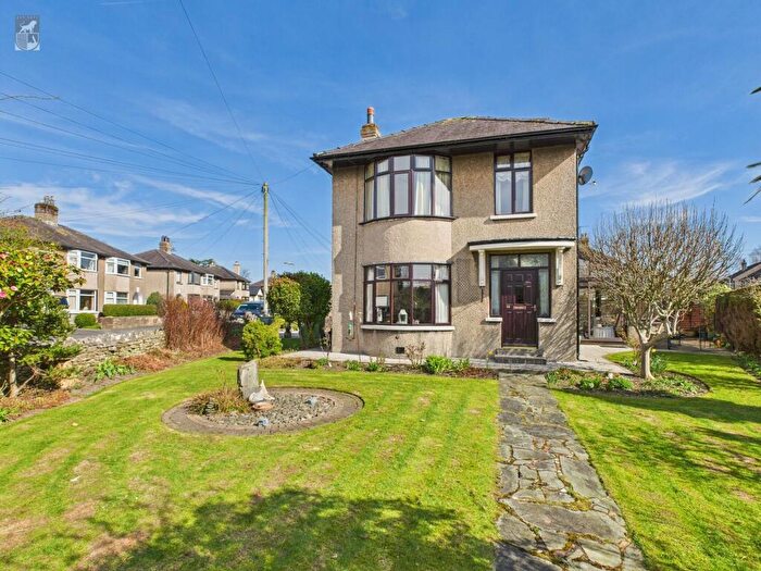 3 Bedroom Detached House For Sale In Helme Drive, Kendal, LA9