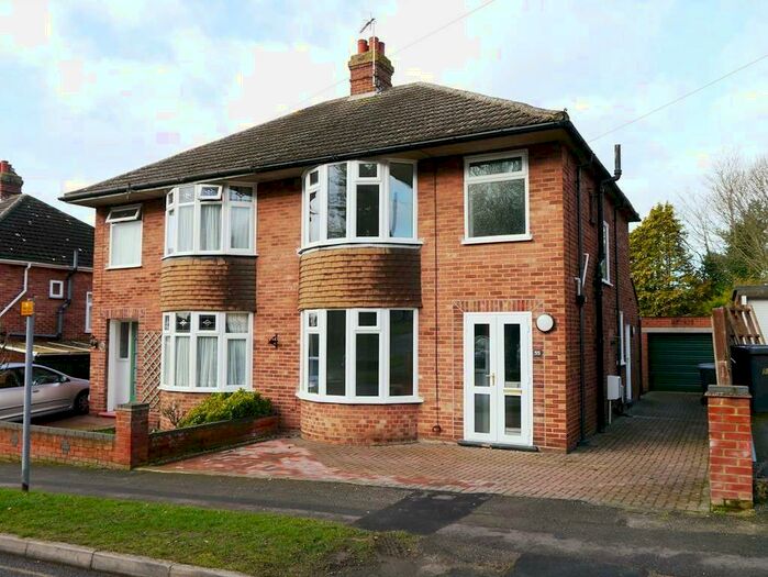 3 Bedroom Semi-Detached House To Rent In Sherrington Road, Ipswich, Suffolk, IP1
