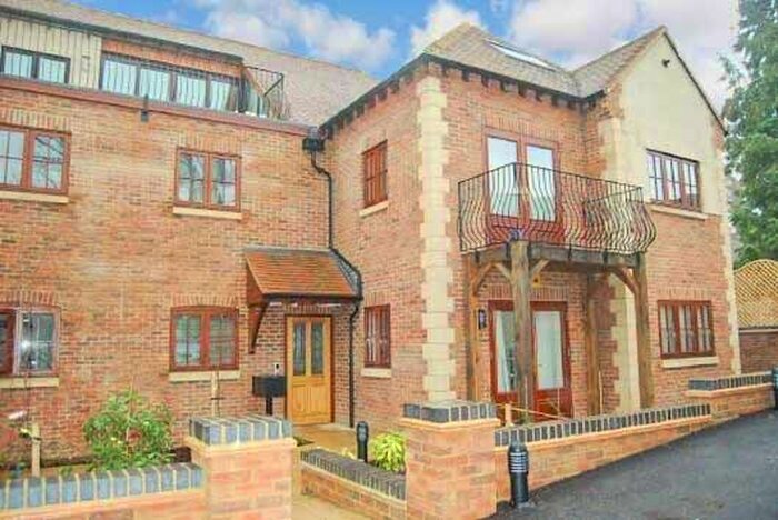 1 Bedroom Flat To Rent In Raleigh Park Road, Oxford OX2