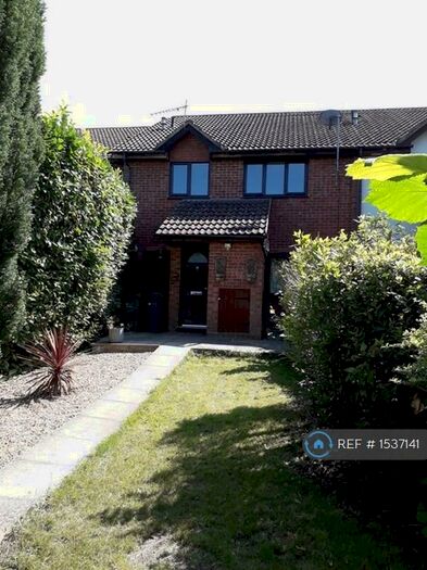 2 Bedroom Semi-Detached House To Rent In Woodger Close, Guildford, GU4