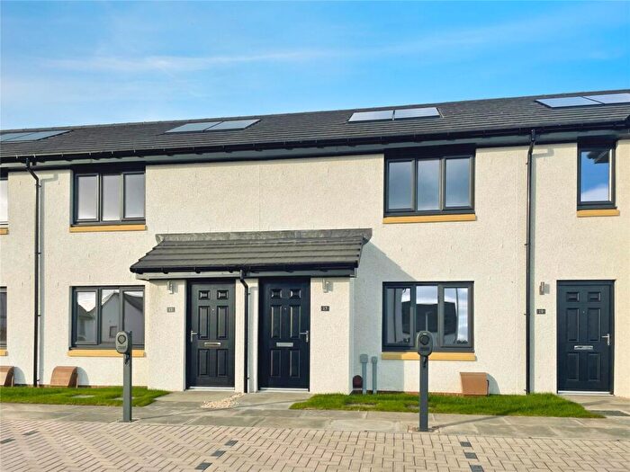 2 Bedroom Terraced House To Rent In Dalzell Park, Glenrothes, Fife, KY7