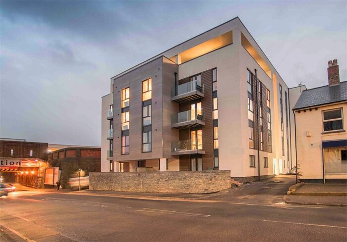 2 Bedroom Flat To Rent In Kingston Road, Taunton, TA2