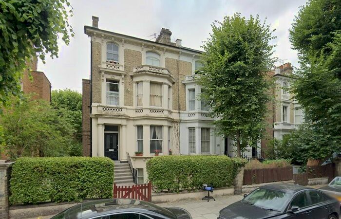 1 Bedroom Flat To Rent In Cambridge Gardens, Notting Hill, W10