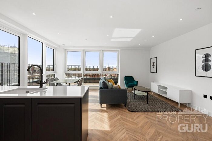 2 Bedroom Penthouse To Rent In Heritage Walk, Attlee House, Royal Exchange, Kingston Upon Thames, KT1