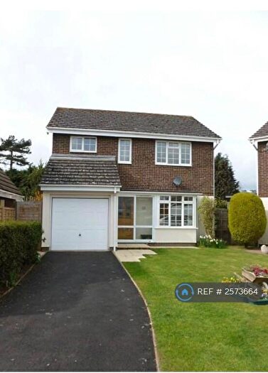 3 Bedroom Detached House To Rent In The Martells, Barton On Sea, New Milton, BH25