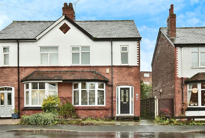 3 Bedroom Semi Detached House For Sale In Grove Lane, Hale, Altrincham, Greater Manchester, WA15