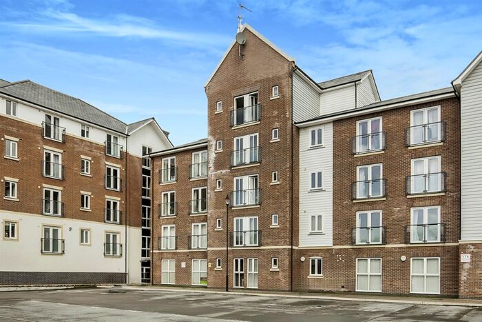 1 Bedroom Flat For Sale In Saddlery Way, Chester, CH1