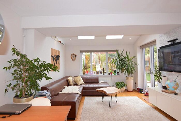 3 Bedroom End Of Terrace House To Rent In Owl Close, Woosehill, Wokingham, RG41