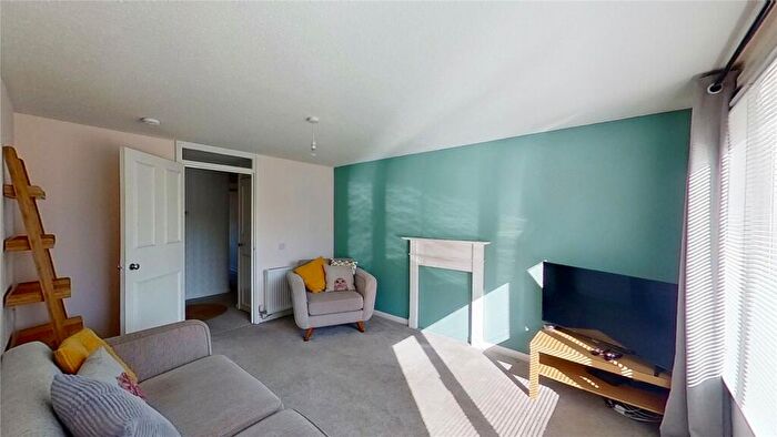 2 Bedroom Flat To Rent In Burns Street, Edinburgh, EH6