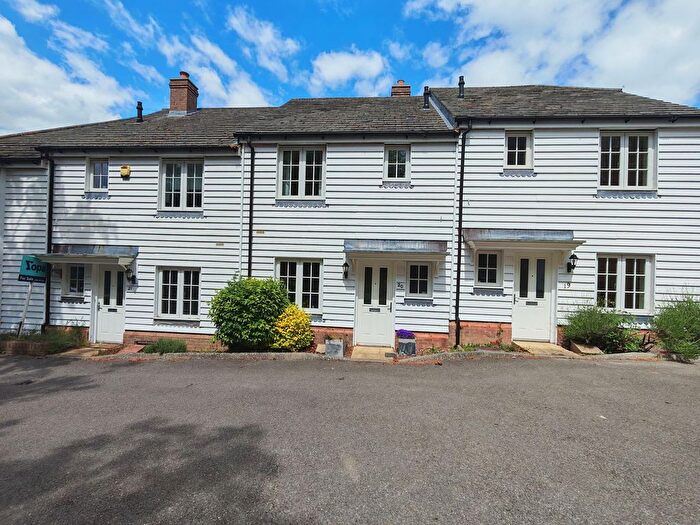 3 Bedroom Terraced House For Sale In St. Benets Way, Tenterden, TN30