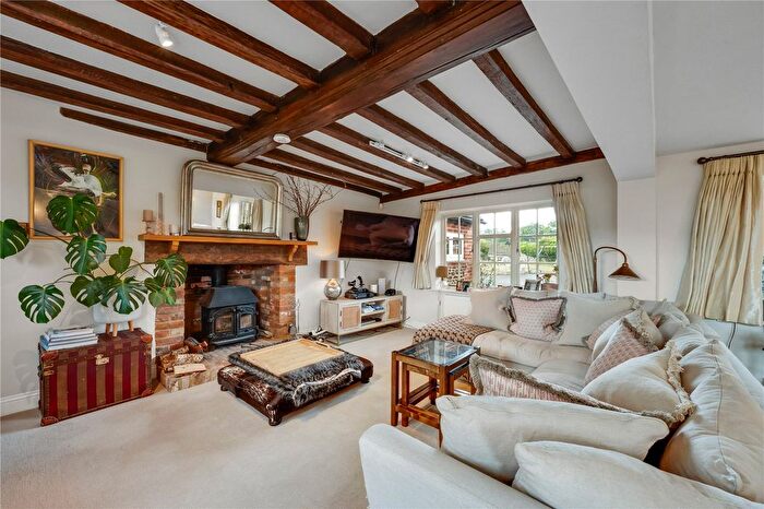 5 Bedroom Detached House To Rent In Tilford Road, Tilford, Farnham, Surrey, GU10