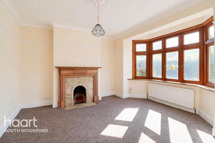 4 Bedroom Semi-Detached House For Sale In Charnwood Drive, London, E18