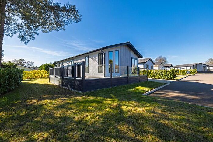 2 Bedroom Park Home For Sale In Warren Park, Portsmouth Road, GU8