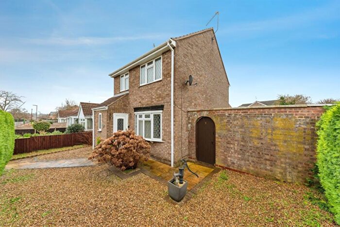 3 Bedroom Detached House For Sale In Polygon Walk, Grantham, NG31