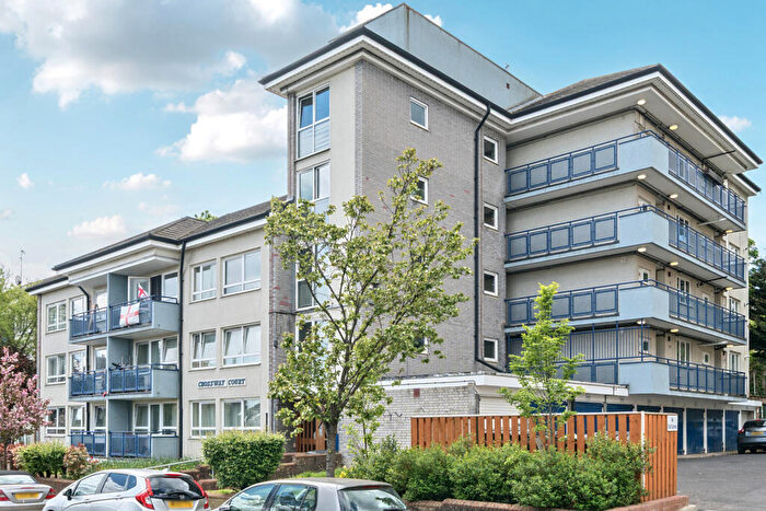 1 Bedroom Apartment For Sale In Endwell Road, London, SE4