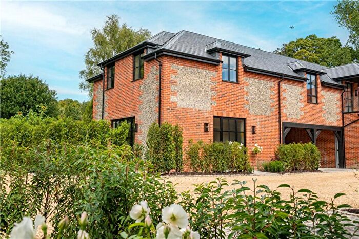 2 Bedroom End Of Terrace House For Sale In Woodman Lane, Sparsholt, Winchester, Hampshire, SO21