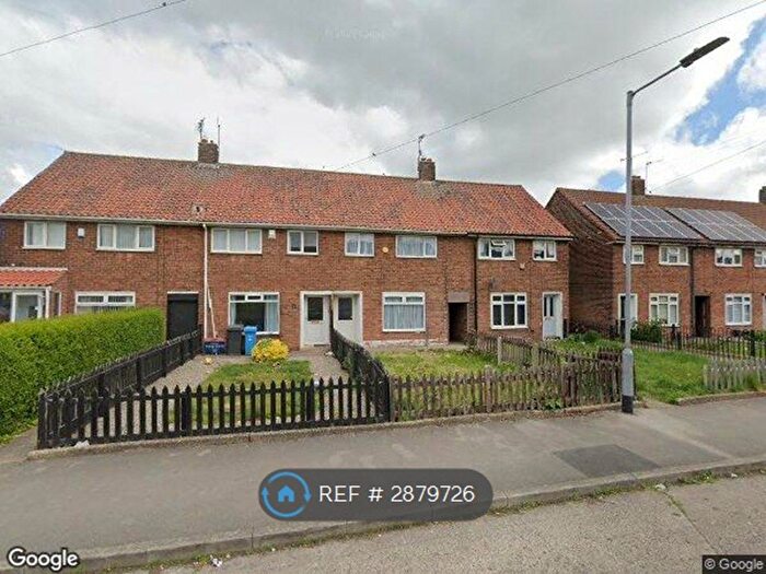 3 Bedroom Terraced House To Rent In Dodswell Grove, Hull, HU9