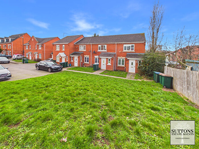 2 Bedroom End Of Terrace House For Sale In Firedrake Croft, Stoke, Coventry, CV1