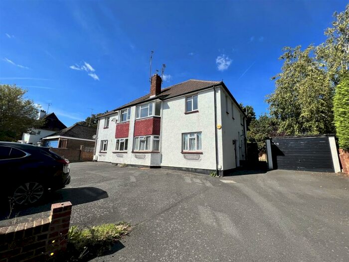 2 Bedroom Maisonette To Rent In The Drive, Orpington, BR6