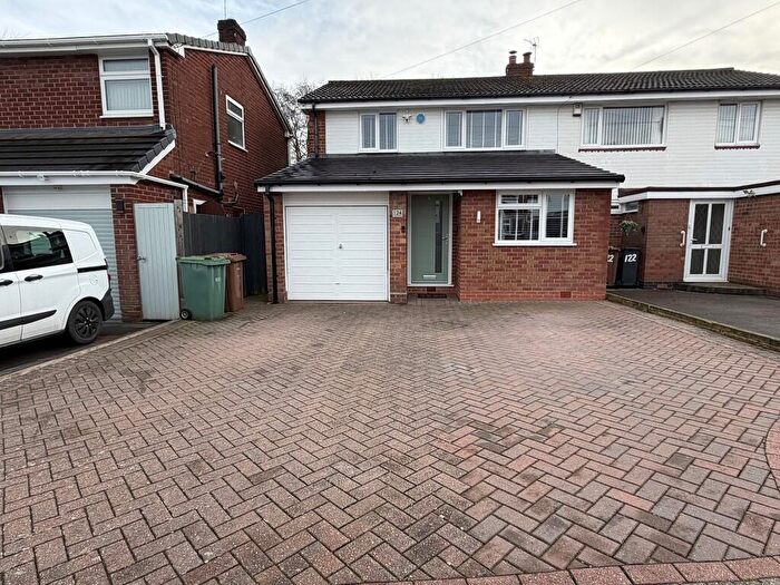 4 Bedroom Semi Detached House For Sale In Langley Hall Road, Solihull, B92